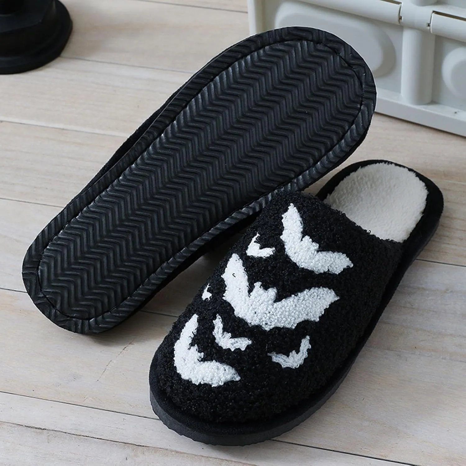 Cathalem Halloween Slippers for Women Retro Cozy Comfy Plush Warm Fur Lined House Slippers Lightweight Fuzzy Slip-on Shoes