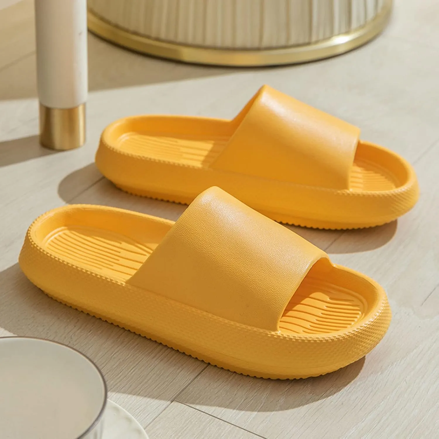 ctdiral Cloud Slippers for Women and Men Thicken Sole Pillow Slippers Comfy Cloud Cushion Slides Shower Bathroom Slides Sandals