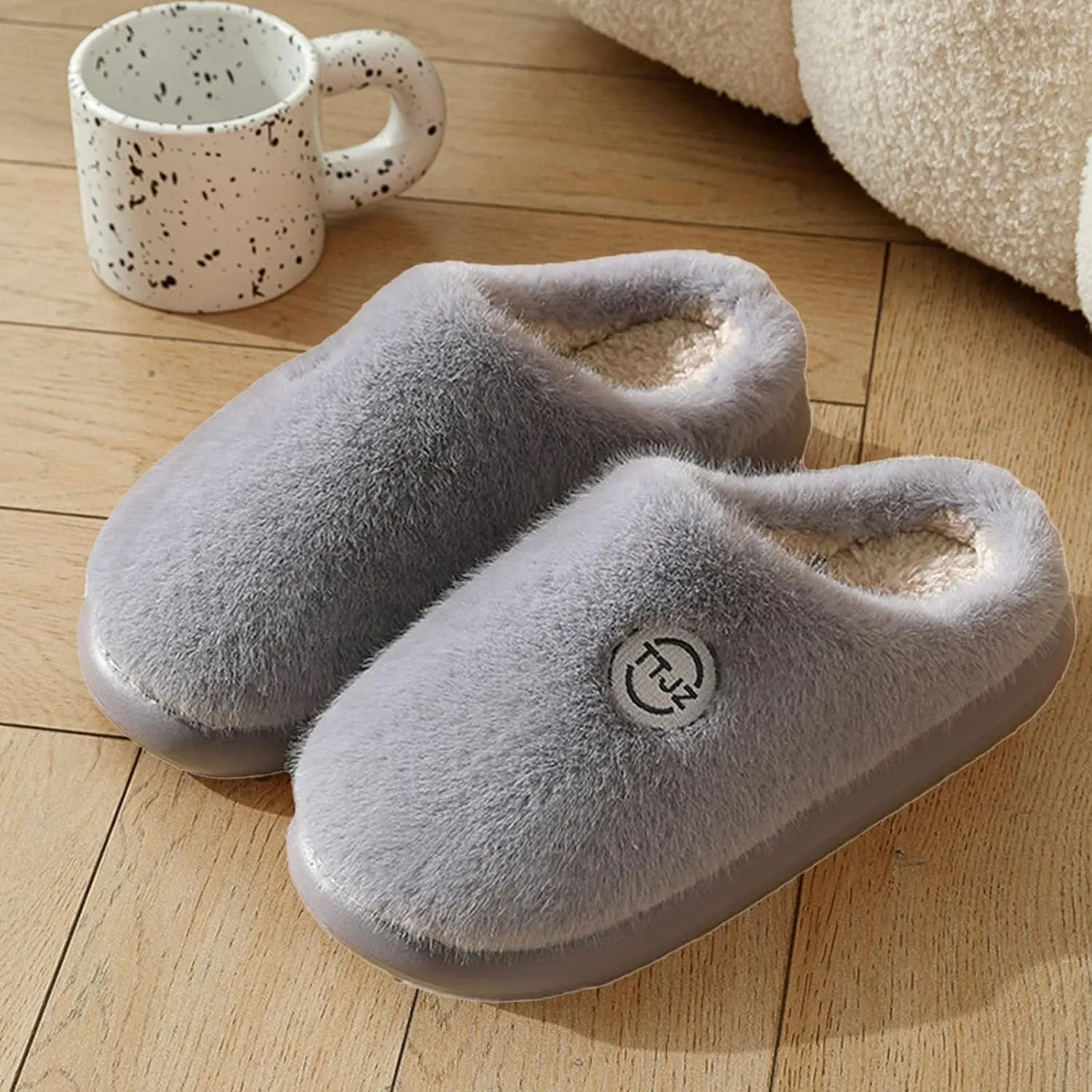 Ctreela Soft Fuzzy Slippers for Women House Slipper Clog Fluffy Slide on Indoor Slipper Furry Lined Bedroom Shoe Cozy Slides