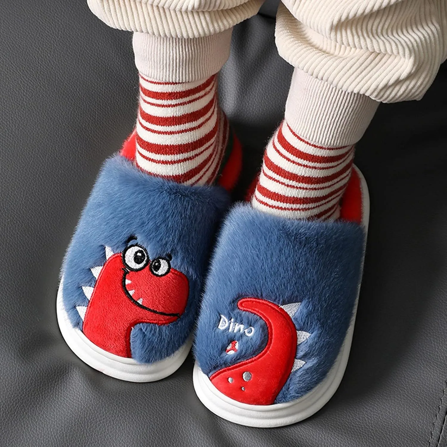 Fashion Autumn and Winter Boys and Girls Slippers Flat Bottom Thick Bottom Soft Comfortable Plush Girl Outdoor Slipper