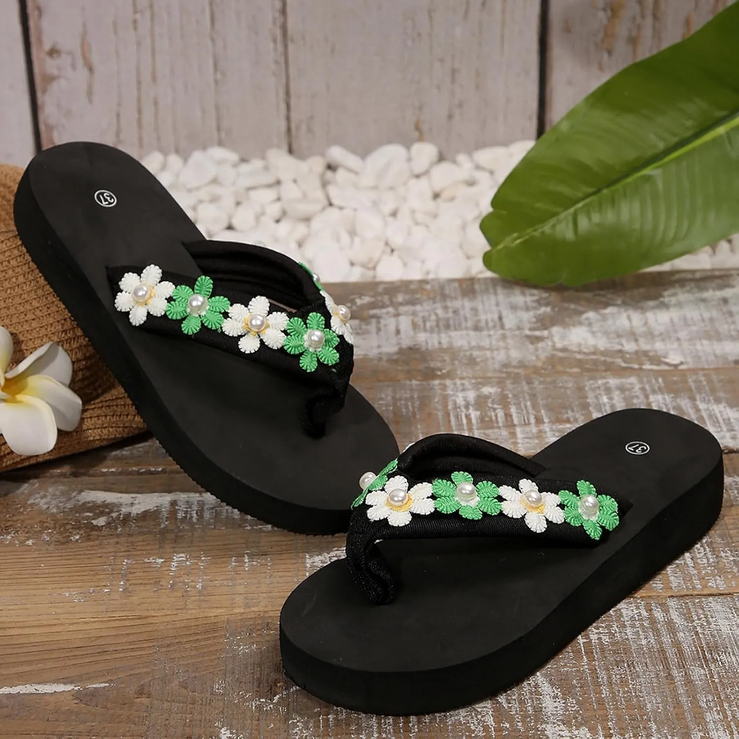 Flip Flops for Women with Arch Support Comfortable Summer Beach Thong Sandals Slip On Dressy Slippers