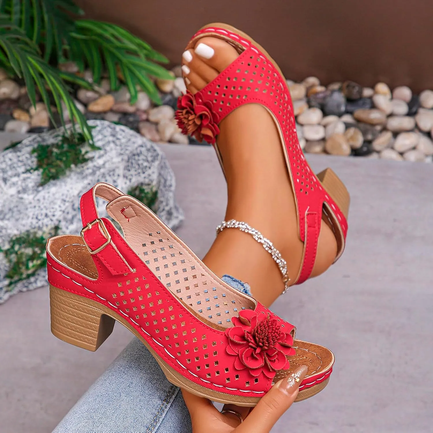 Ladies Orthopedic Sandals Slides Non Slip Beach Sandals Trendy Elegant Flowers Decor Hollow Out Low Heel Sandal with Adjustable Buckle Straps