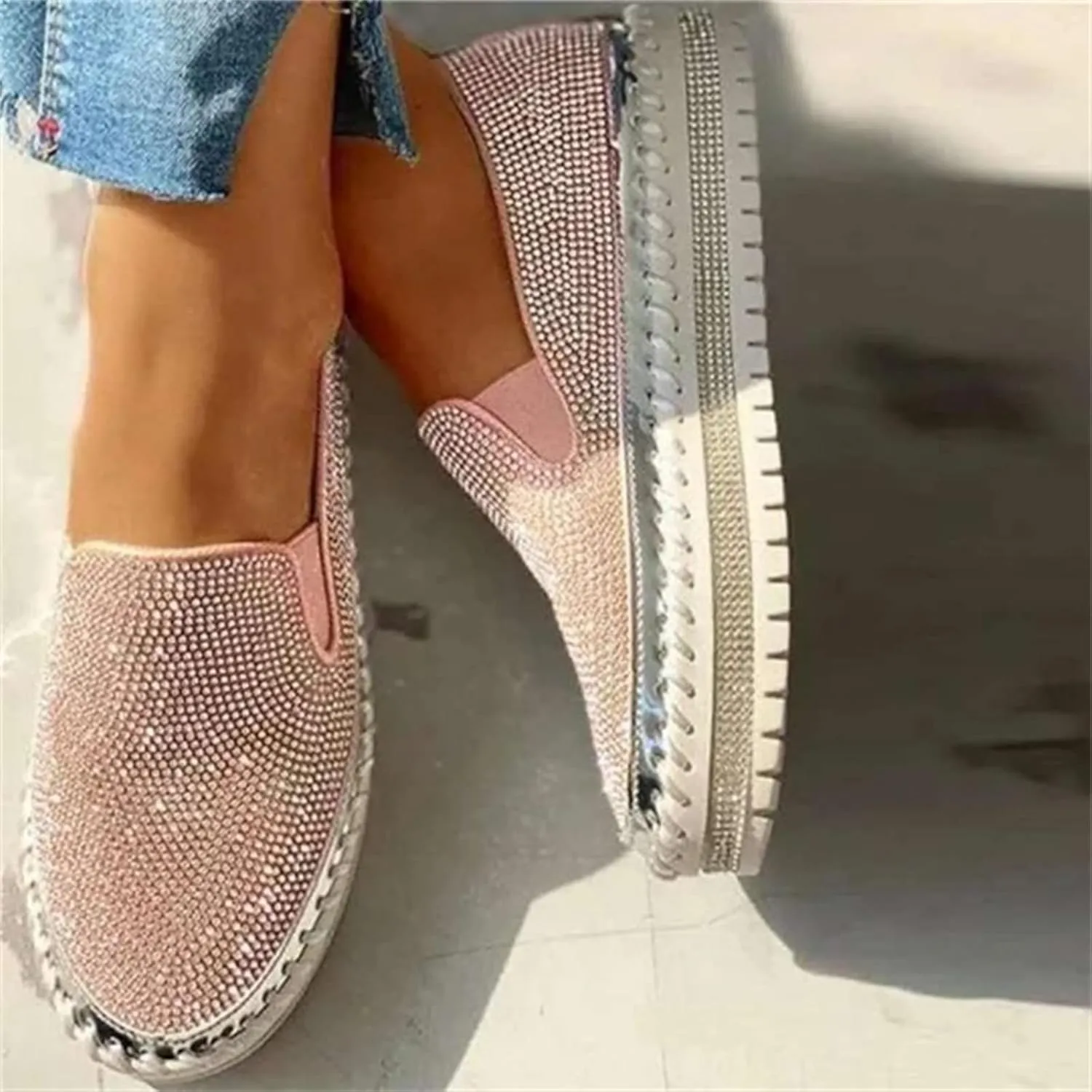 Lausiuoe Sneakers For Women Walking Shoes Wide Width Slip on Low Top Leather Sneakers Non Slip Fashion Flat Loafers