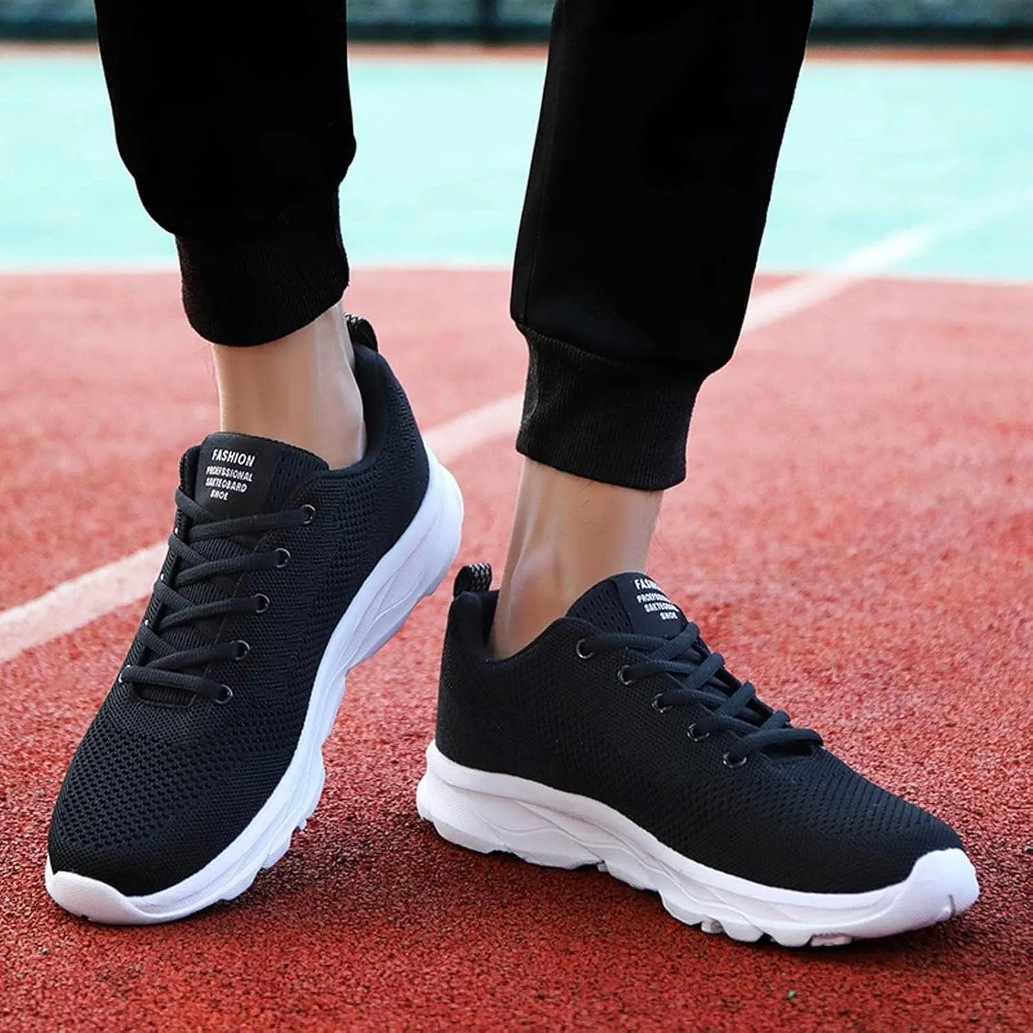 Lovers Fashion Mesh Breathable Flying Woven Sneakers for Men and Women Color Matching Casual Mens Fashion Sneaker Boots
