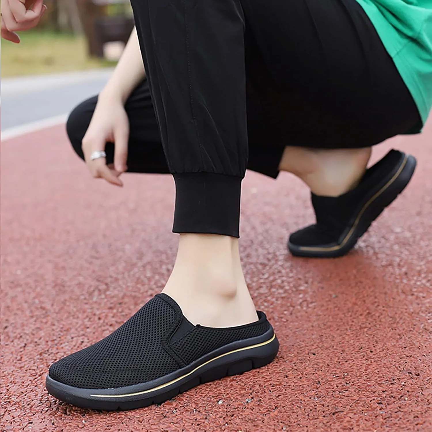 Orthopedic Walking Shoes Mules for Women 2025 Casual Mesh Summer Slip-On Breathable Slippers Closed Toe Hands Free Slingback Slides with Arch-Support