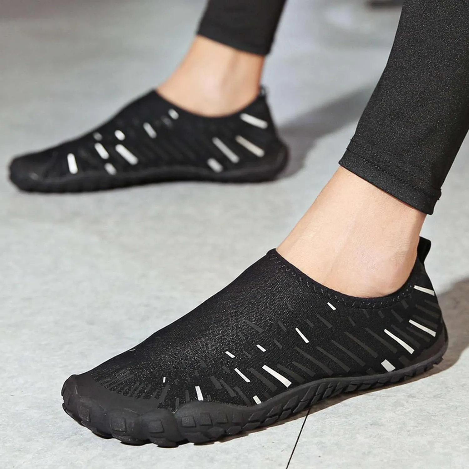 Quick Dry Water Shoes for Women Men Barefoot Beach Swim Pool Aqua Socks Non Slip Outdoor Sports Hiking Surfing Yoga Exercise Shoes