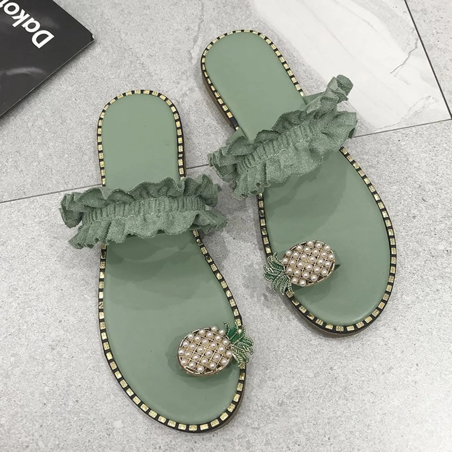 Sandals for Women Thong Women's Bohemia Bling Rhinestone Pearl Flat Sandals Clip Toe Sweet Cute Pineapple Sandal Ladies Lightweight Casual Beach Oceanside Flip Flops