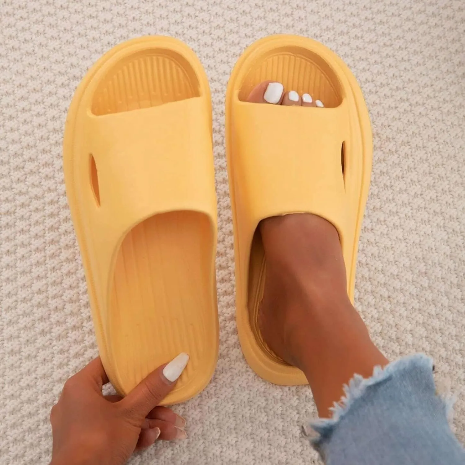 Shower Shoes Women's Slides Shower Sandals Mens Slippers Cloud Slippers Shoes with Drainage Holes