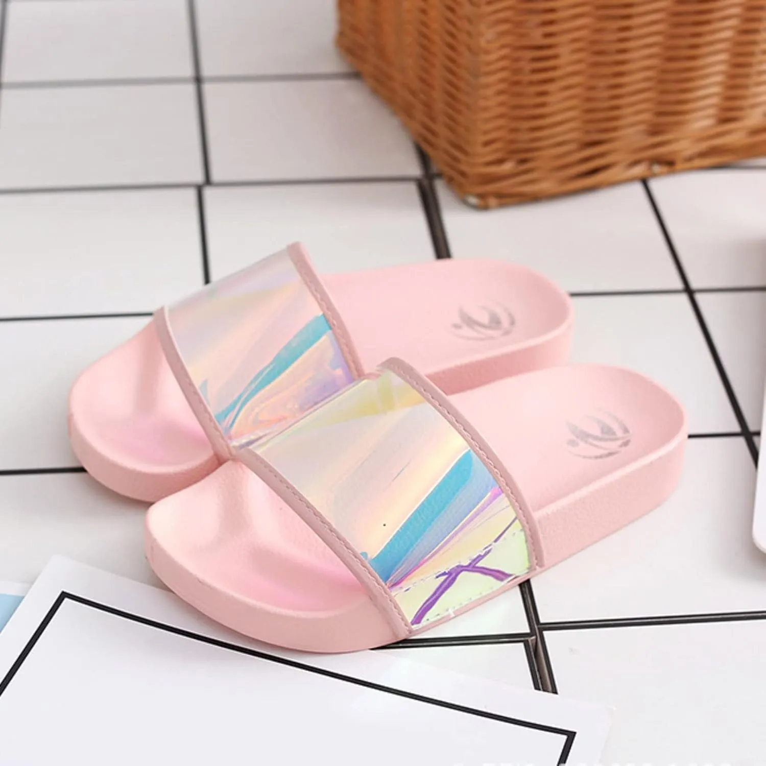 Showers Sandals Women and Men Indoor Slipper Mens Bath Slippers Shower Shoes Non Slip Drainage Hole Shower Slides