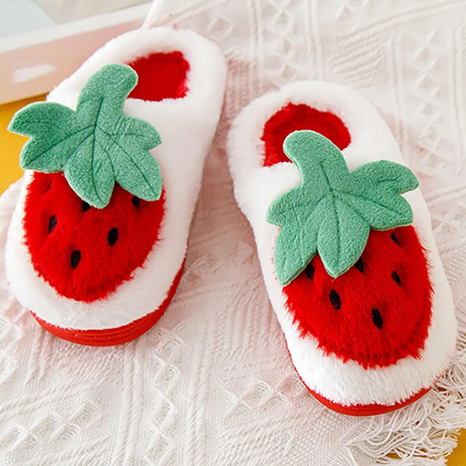 Sweet Strawberry Slippers for Toddler Kids Winter Cute 𝐂ozy House Shoes Girl Boy Warm Fleece House Slippers