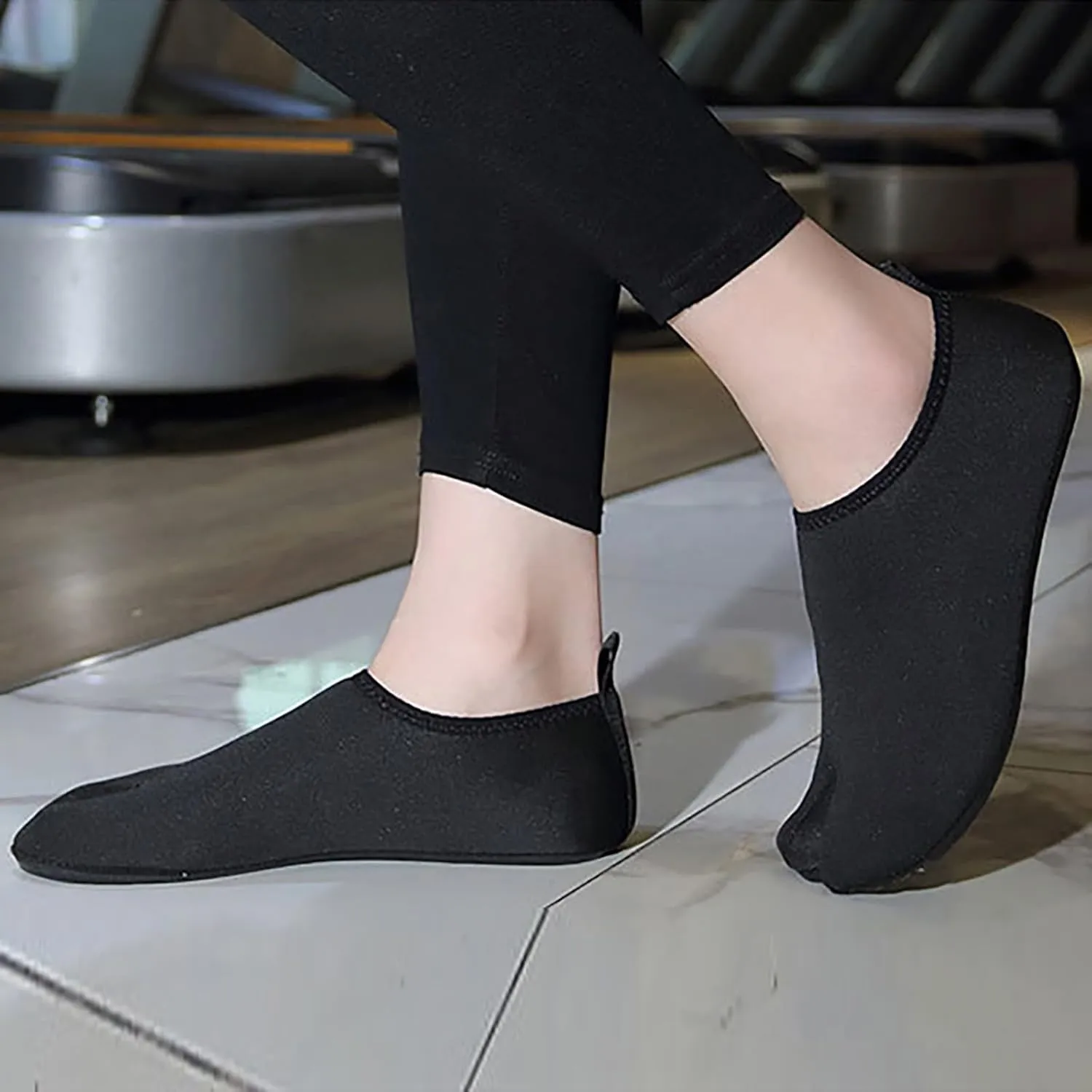 Water Shoes for Men Women Quick Dry Aqua Swim Barefoot Beach Pool Outdoor Sports Hiking Surfing Kayaking Yoga Lightweight Non Slip Breathable Socks