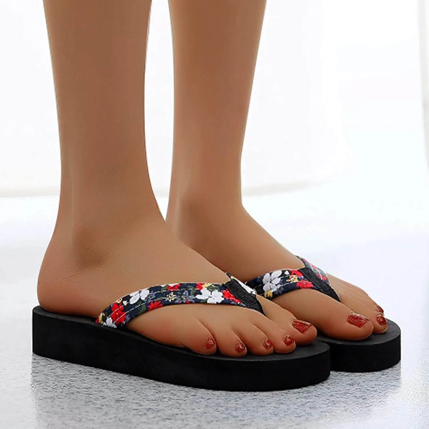 Women's Arch Support Flip Flops Comfortable Beach Thong Sandals with Arch Support Slip On Beach Slippers