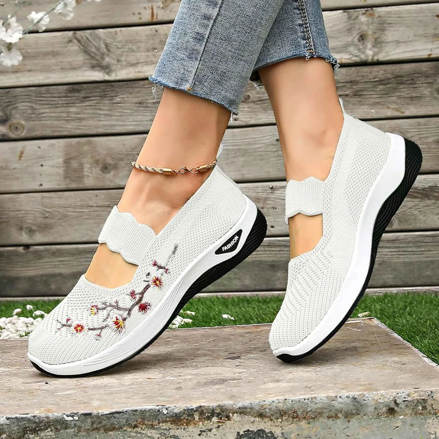 Women's Knitted Mesh Flat Loafers Slip-On Breathable Comfortable Low Top Sport Shoes Fashion Casual Basketball Shoes