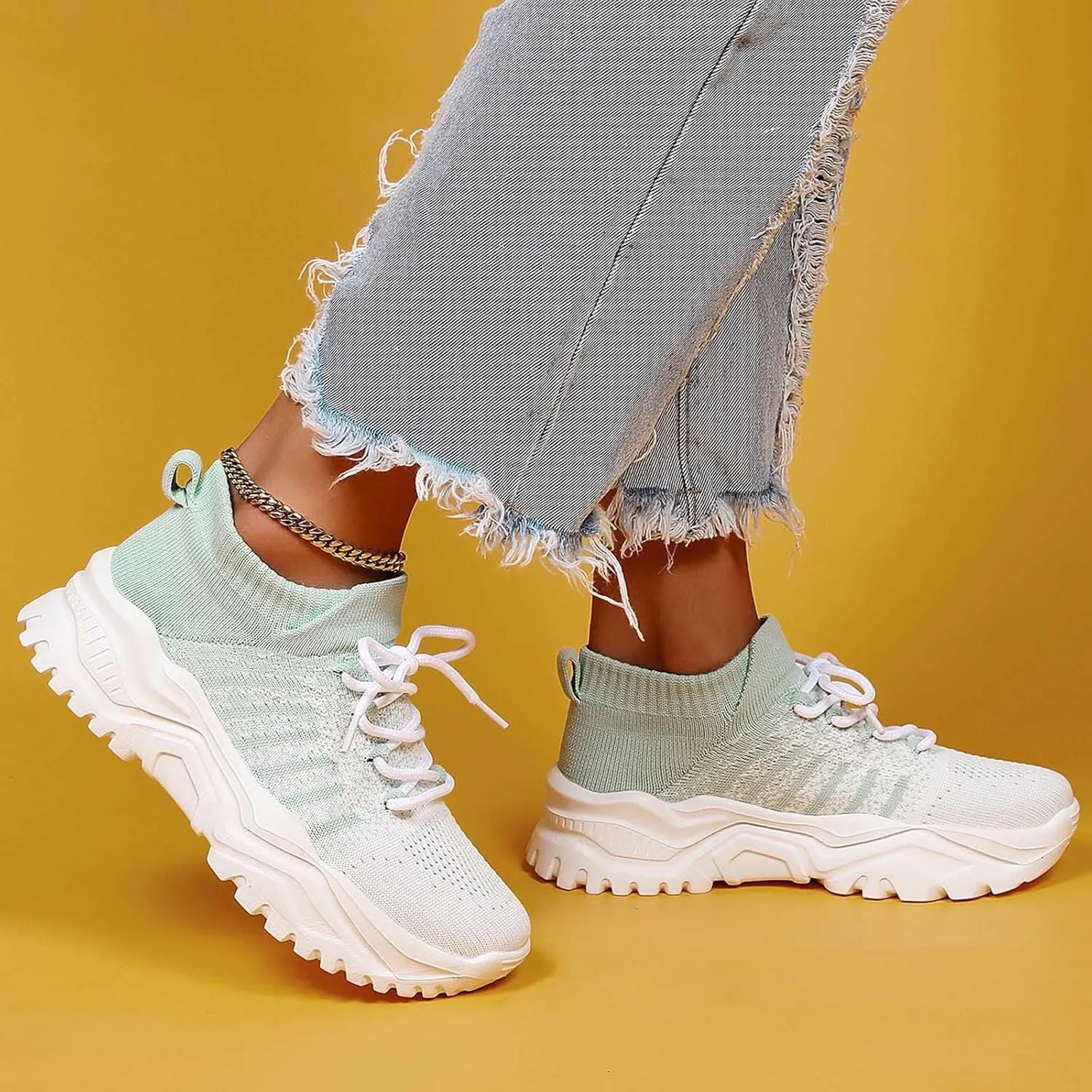 Women's Solid Color Fashion Four Season Lace Up Sneakers Solid Color Flying Woven Running Shoes Womens Rave Shoes