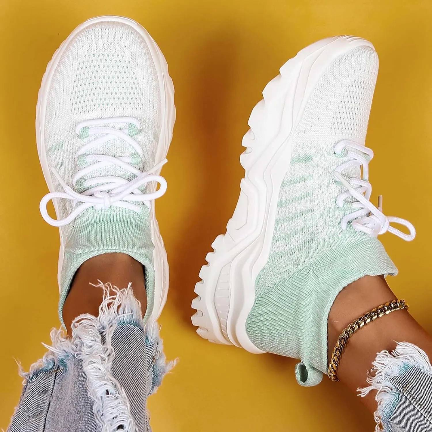 Women's Solid Color Fashion Four Season Lace Up Sneakers Solid Color Flying Woven Running Shoes Womens Rave Shoes